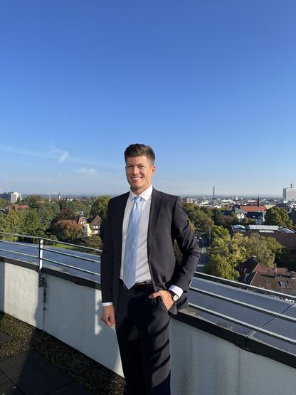 Konstantin Kröger, LL.M.